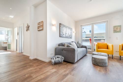 1 - 23   Eingangsbereich